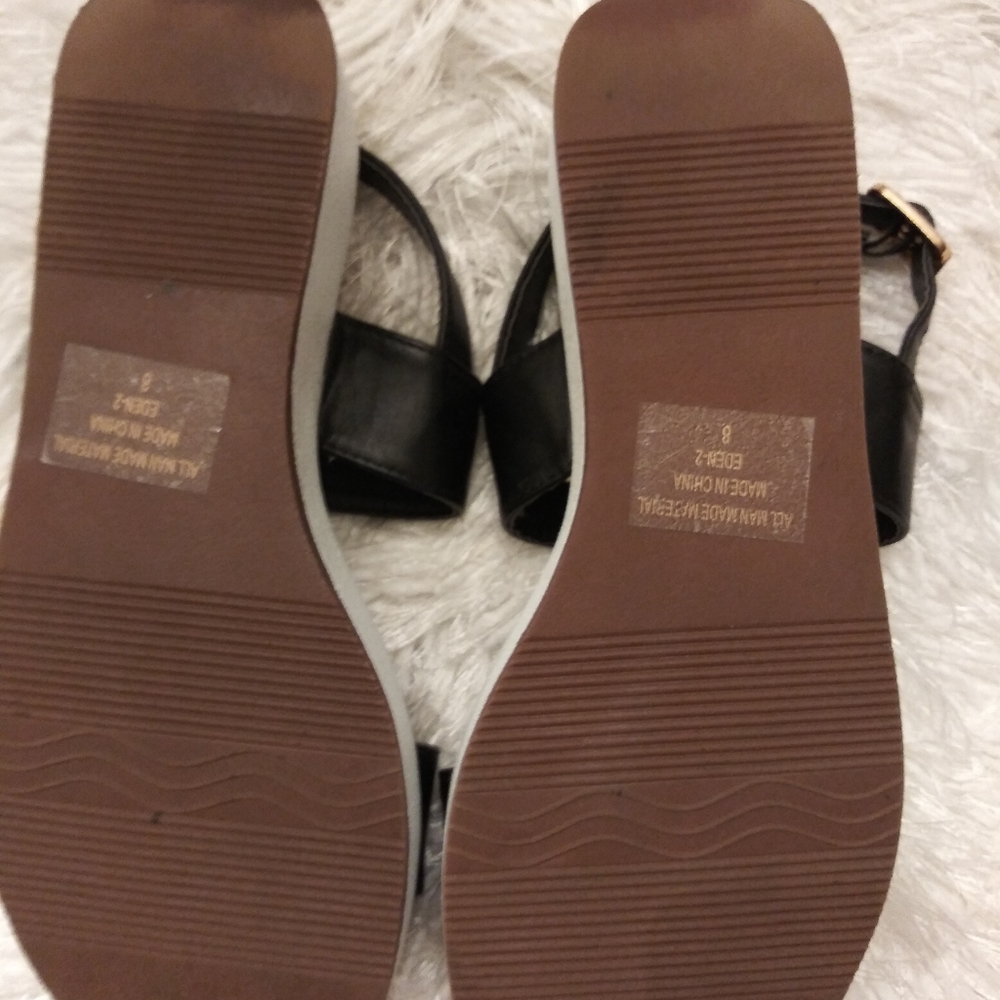 BETANI SANDALS - Picture 4 of 4